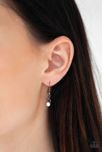 Load image into Gallery viewer, Paparazzi Accessories - Straight To The Top - Black
