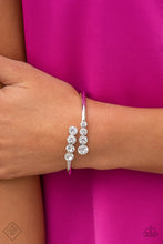 Load image into Gallery viewer, Paparazzi Accessories - Fiercely 5th Avenue - Fashion Fix Set $12