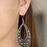 Paparazzi Accessories - Love To Be Loved – Yellow