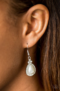Paparazzi Accessories - Millennial Matchmaker - White