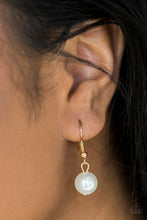 Load image into Gallery viewer, Paparazzi Accessories - Showtime Shimmer - Black
