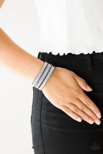 Load image into Gallery viewer, Paparazzi Accessories - Fashion Fanatic - Blue
