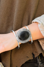 Load image into Gallery viewer, Paparazzi Accessories - Lasting Landmark
