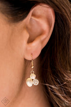 Load image into Gallery viewer, Paparazzi Accessories - A Hard LUXE Story - Gold
