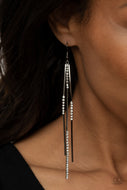 Paparazzi Accessories - Dainty Dynamism - Black