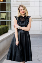 Load image into Gallery viewer, Paparazzi Accessories - Rule The Room - White
