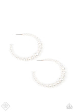 Load image into Gallery viewer, Paparazzi Accessories - Glamour Graduate - White

