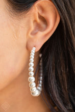 Load image into Gallery viewer, Paparazzi Accessories - Glamour Graduate - White
