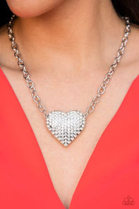 Paparazzi Accessories - Heartbreakingly Blingy Gold