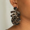 Load image into Gallery viewer, Paparazzi Accessories - In The HAUTE Seat – Black
