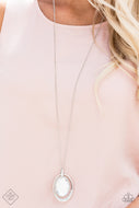 Paparazzi Accessories - Metro Must-Have - Silver